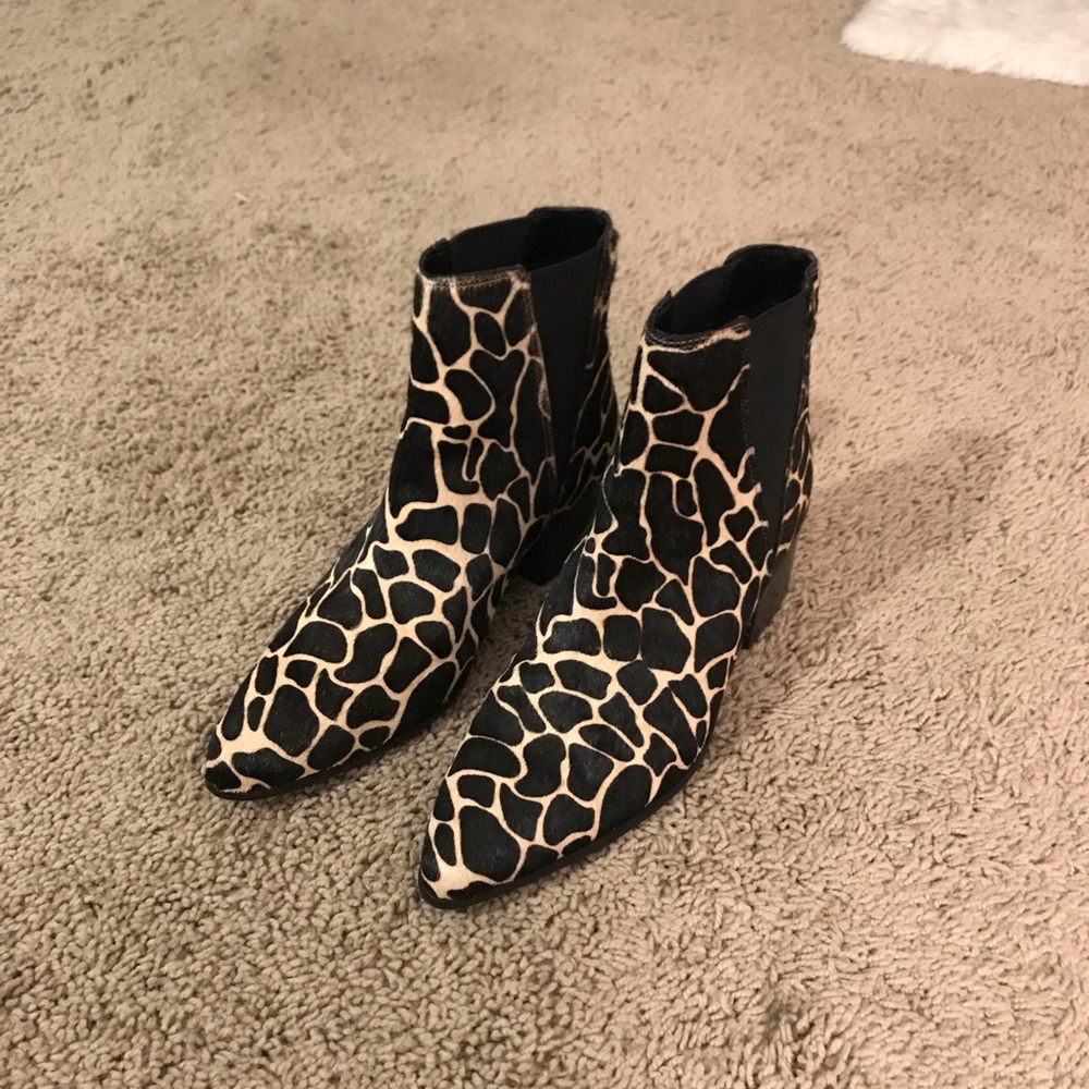 Giraffe Print Booties